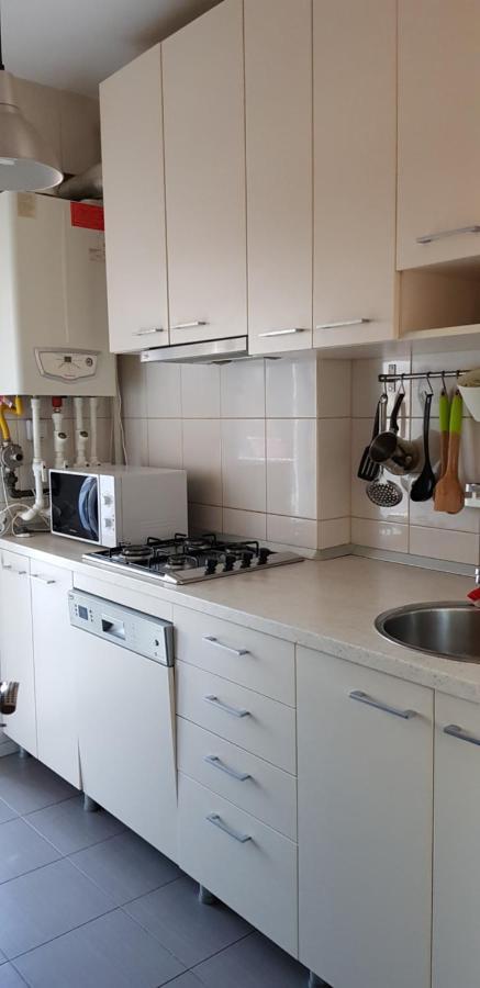 Popesti-Leordeni Cozy Apartament 3 Min To Subway 24H7 Check In מראה חיצוני תמונה